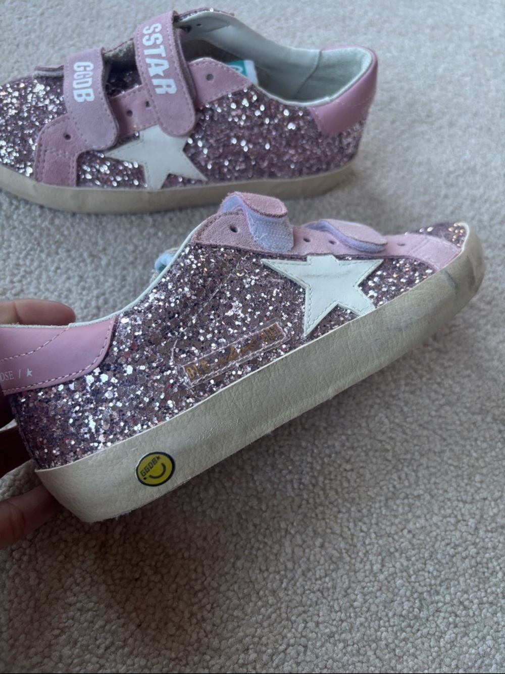 Golden Goose Kids Pink Glitter Superstar Velcro Sneakers with White Star - Picture 3 of 10